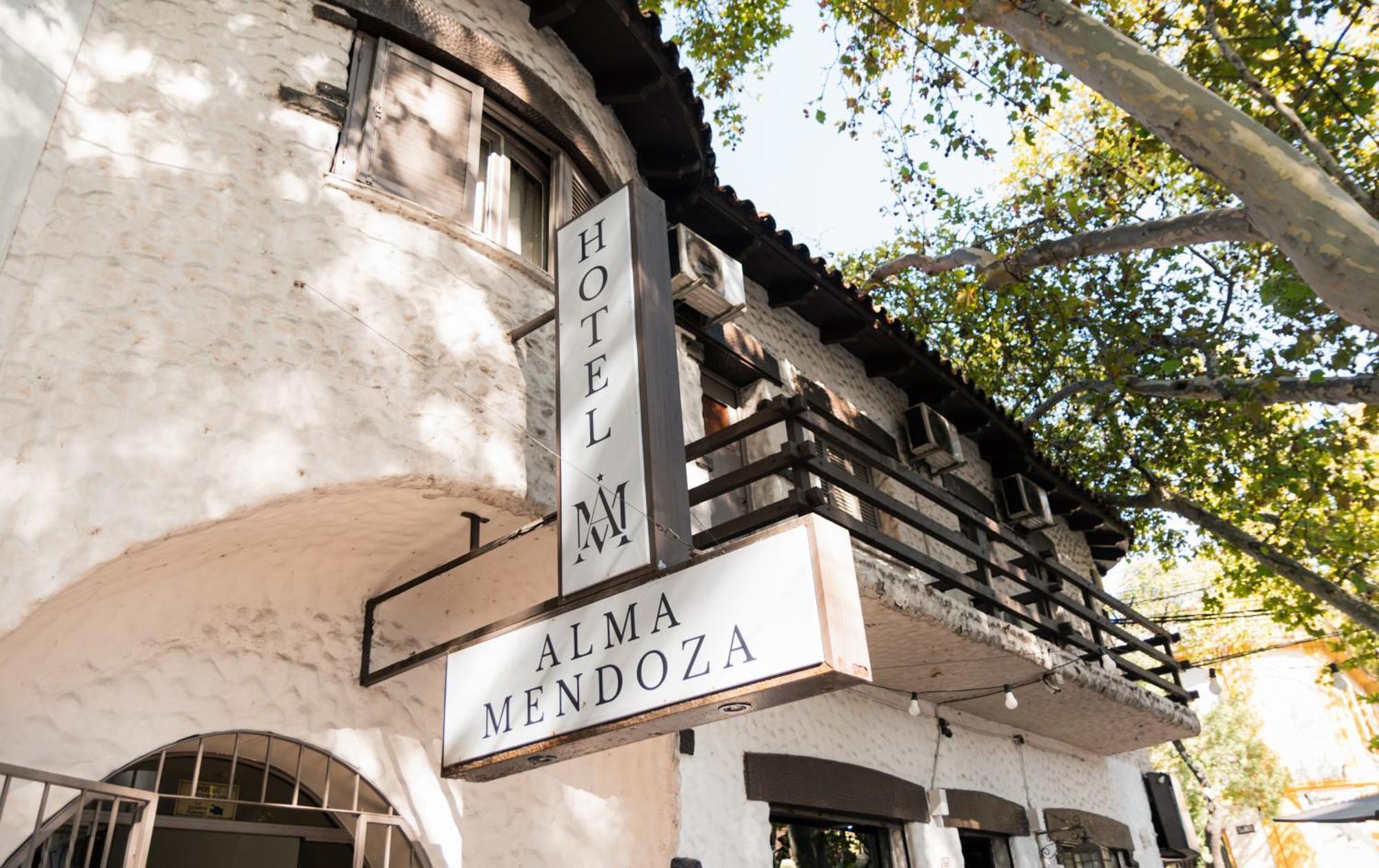 Alma Mendoza Hotel Extérieur photo